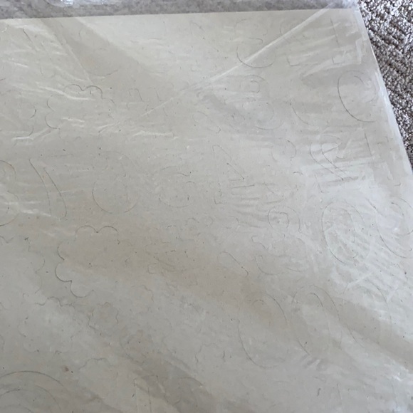 Punch out letters and numbers - Picture 2 of 2